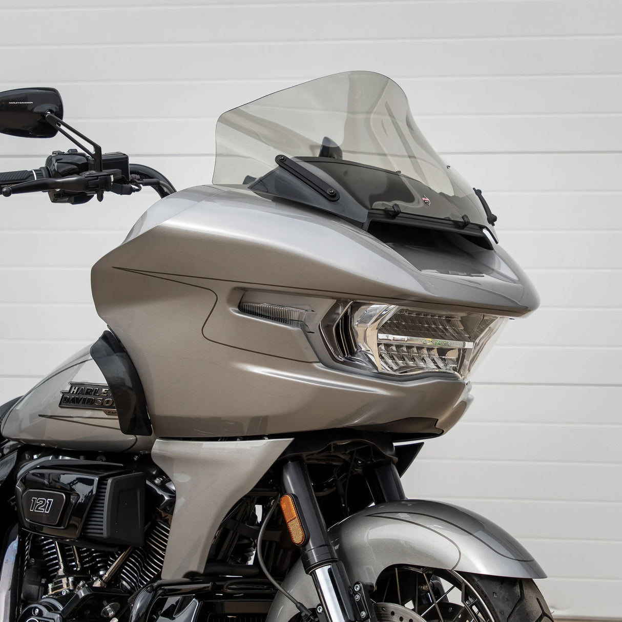 Klock Werks - 2023+ Street Glide - 12" Windshield Flare- Tint
